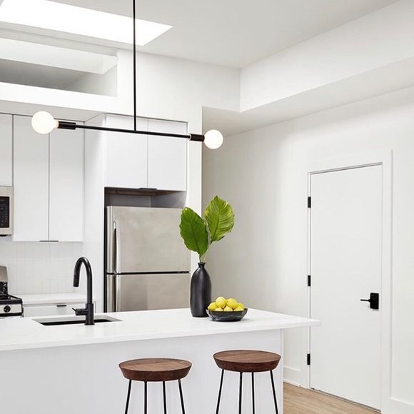 NWOT WHITE pendant - Picture 7 of 7